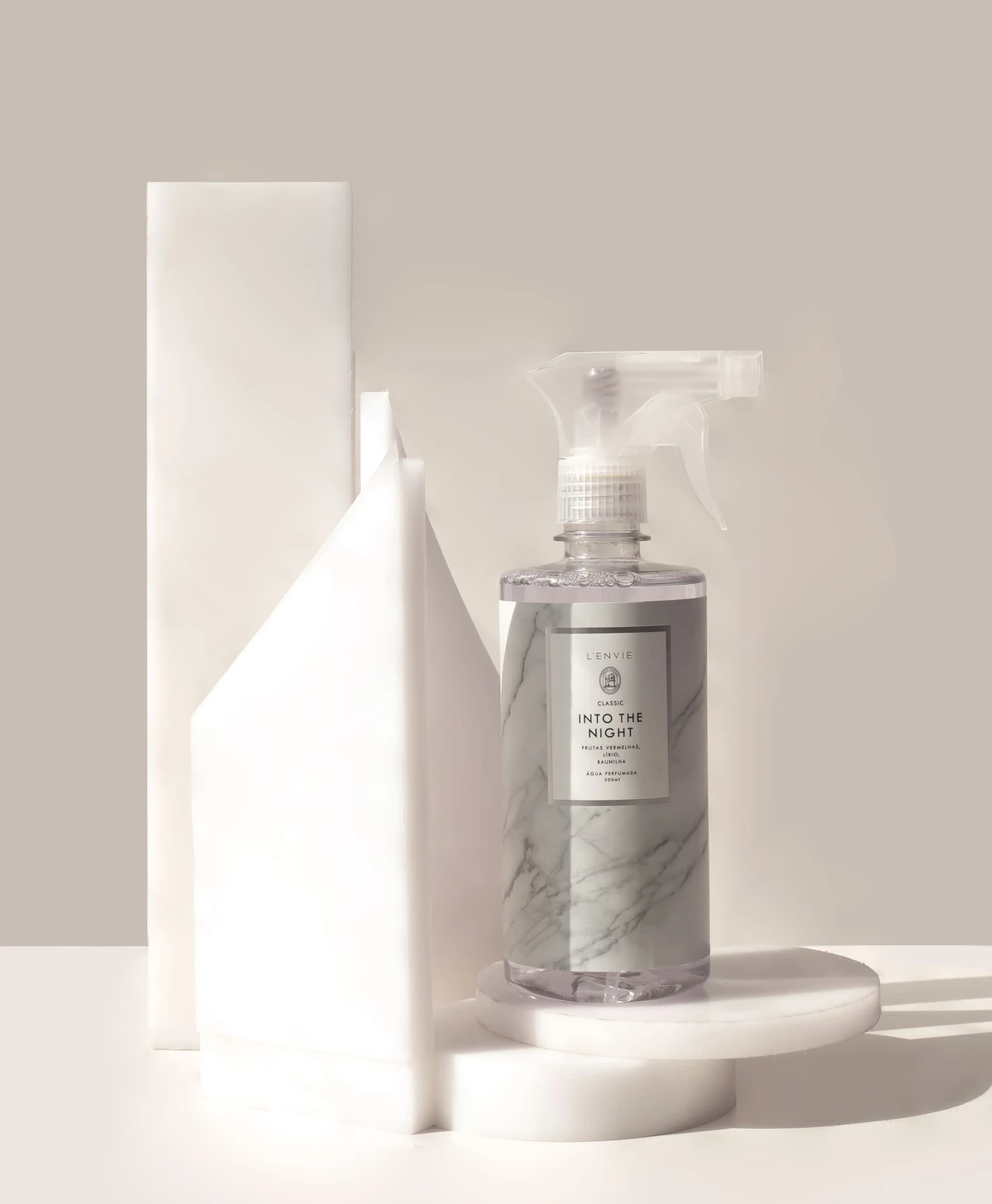 Lenvie- Água perfumada Intro The Night - Classic